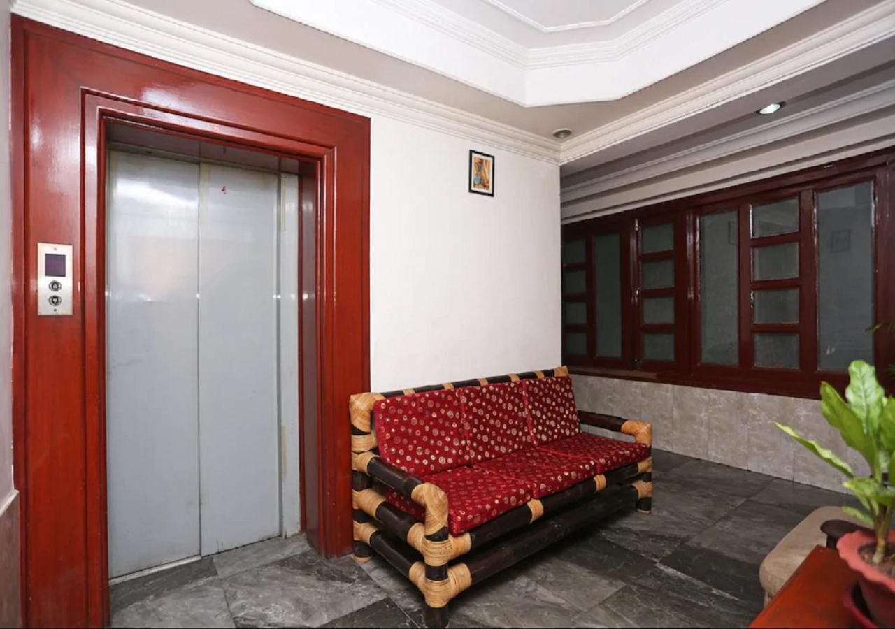 Hotel Monsoon Palace Гувахати Экстерьер фото